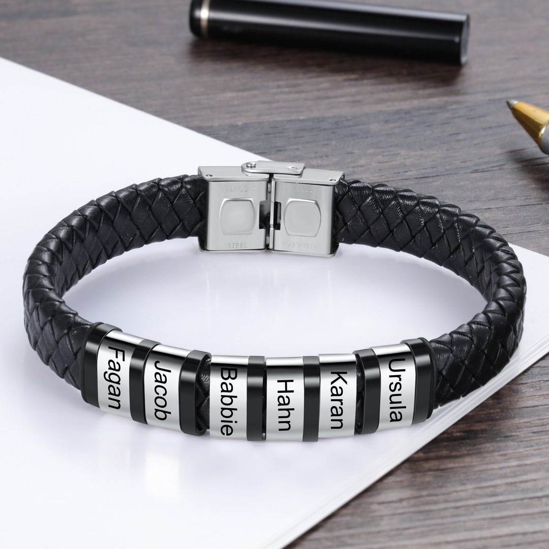 Customizable Men's Leather Bracelet with 6 Engravings - Herzschmuck